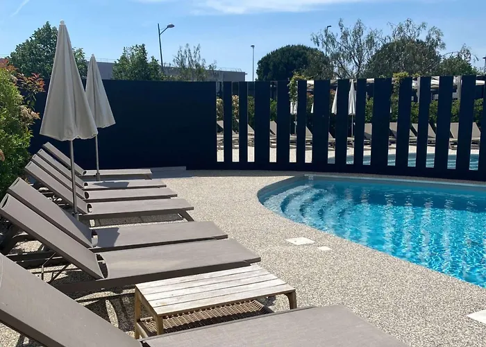 Ibis Lunel Petite Camargue